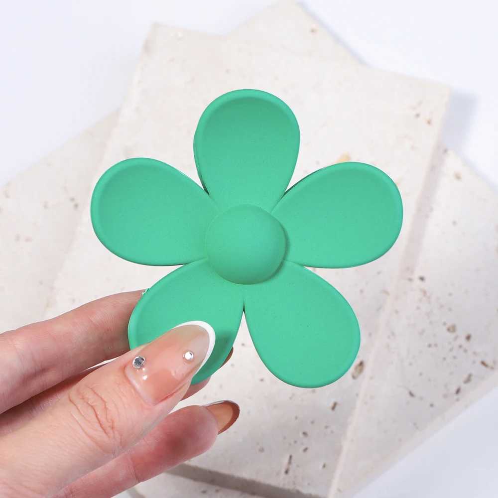 2024 Korea Flower Shape Hair Claw Clip for Women Girls Barrette Crab Hair Clips Ponytail Hairpins Bath Barrette Hair AccessoriesX240912