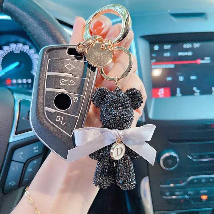 Luxury Jewelry Full Rhinestone Bear Car Keychain Creative Letter Large Button Keychain Package Pendant Doll Party Gift W250411