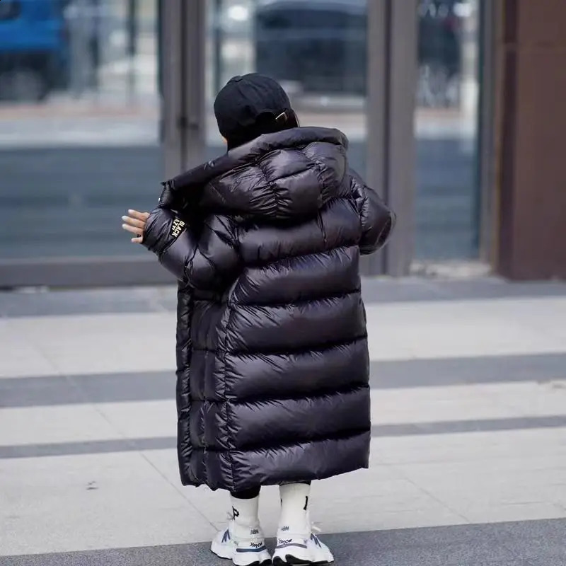 Kids Girls Winter Down Jacket 2023 Mid To Large Childrens Clothing No Wash Shiny Surface Super Long And Thick Coat Trendy 240905