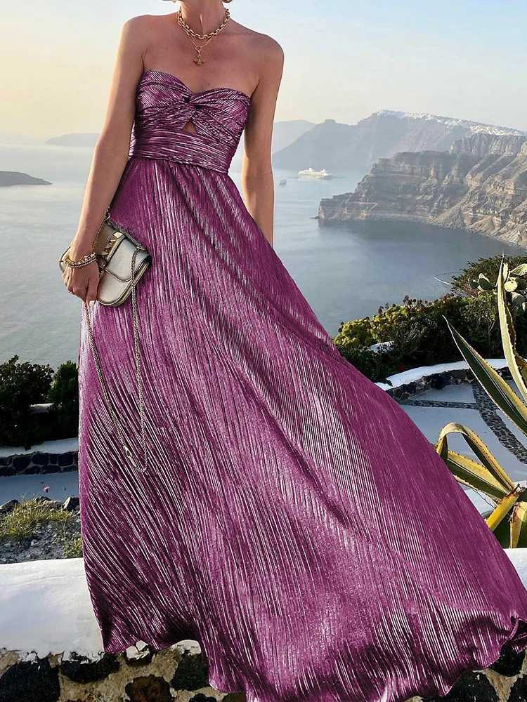 2022 Sexy Strapless Hollow Out Long Dress Women Boho Elegant Bronzing Evening Dress Fashion Sleeveless A-Line Party DressX240912