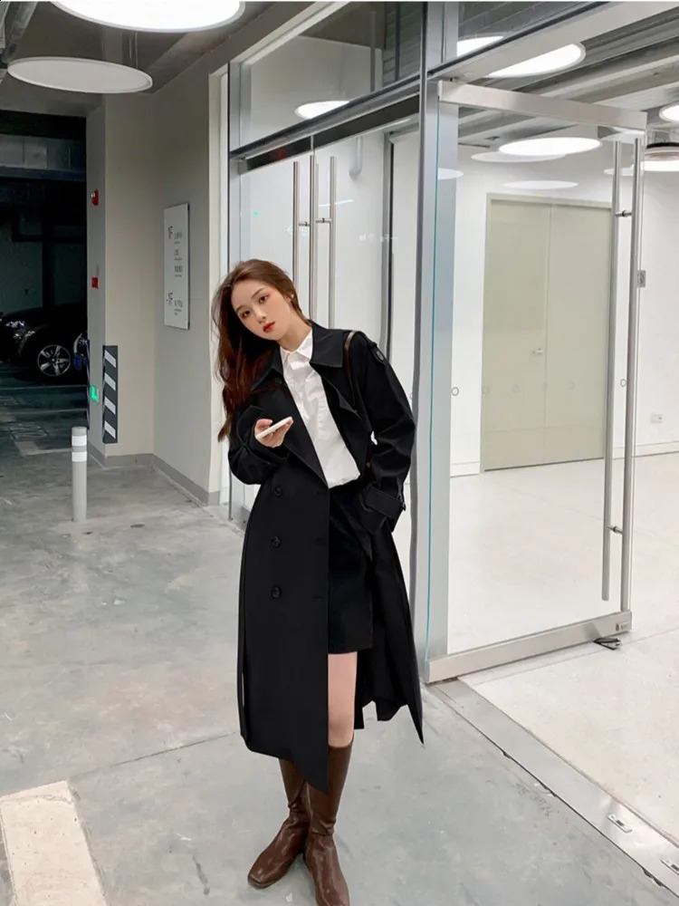 British style Spring and Autumn womens trench coat trendy and fashionable style medium length coat 240911