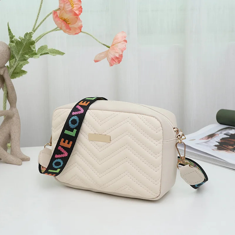 Rilibegan Embroidered Camera Bag PU Material Casual Small Square Bag Versatile Shoulder Bag Printed Shoulder Strap ww 240914