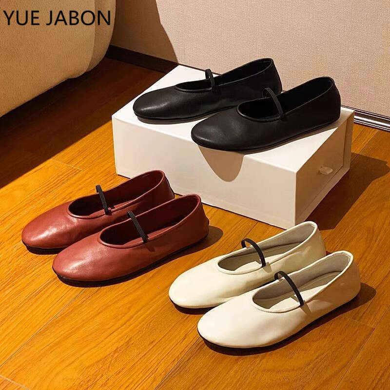 New Stylish Red Shallow Mouth Ballet Shoes Flat Black White Soft Leather Round Toe Slip On Simple Style Ballerina Cute Mules