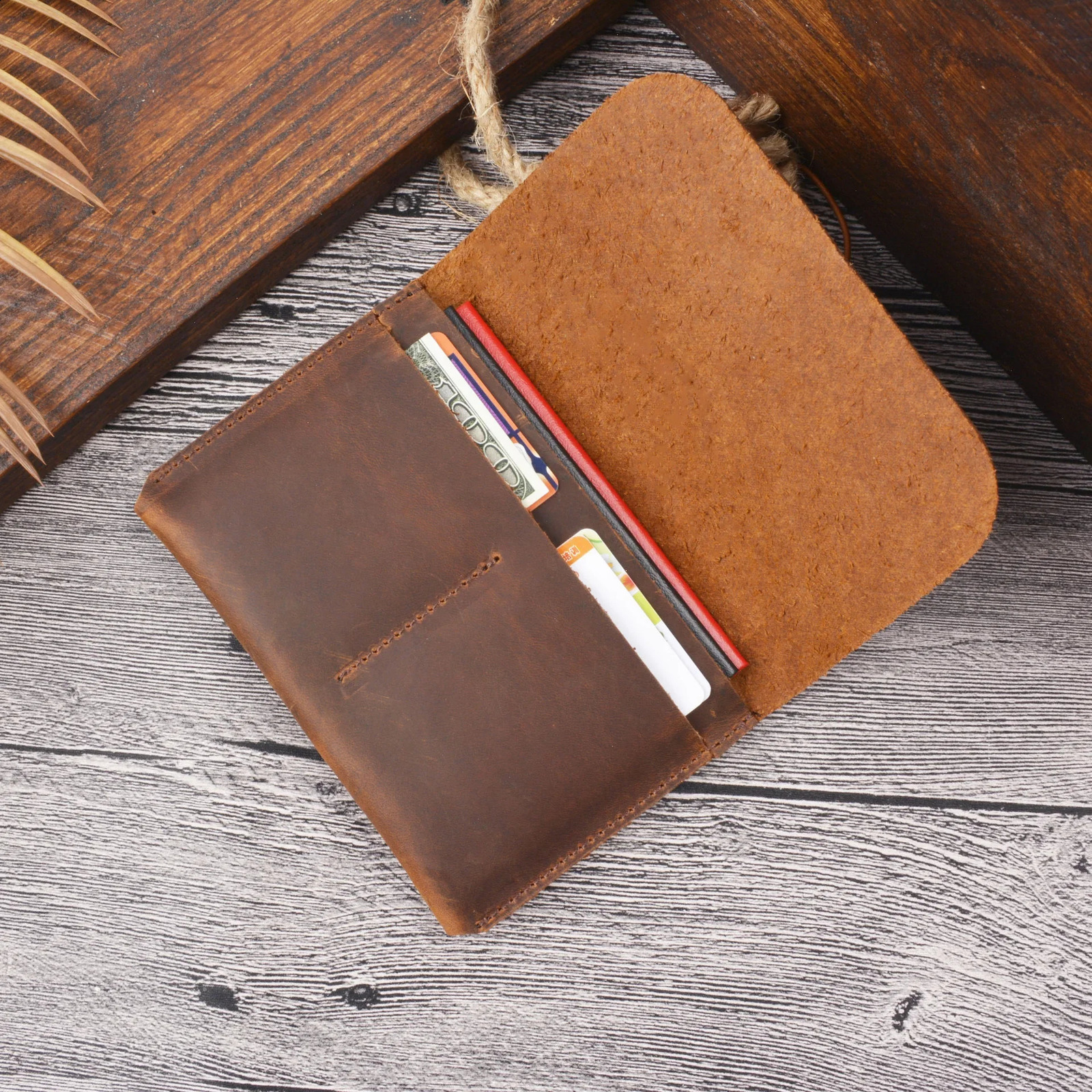 Moterm Passport Holder Cover with Credit ID Card Holder Crazy Horse Leather Vintage Customizable Business Card Wallet Wholesale 240912