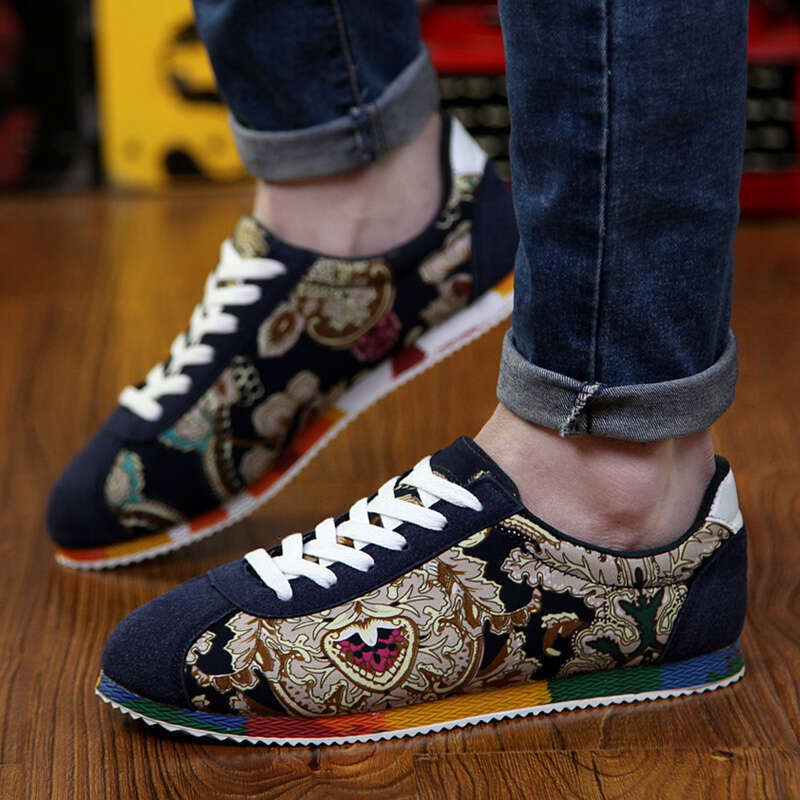 Fashion Graffiti Printed Suede Sneakers Red Running Men's Jogging Light Gym Trainers Men Flat Embroidery Shoes 241107