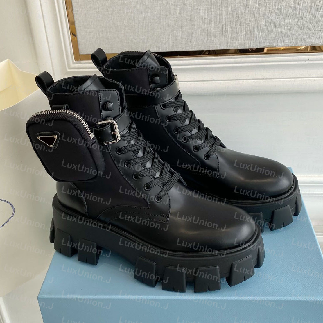 Women Designer Rois Monolith Boots Ankle Nylon Combat Boot Real Leather Luxury Winter Martin Ankled Boots Inverted Triangle Branded Calfskin Casual Shoes 35-41