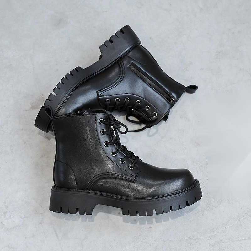 CMM Summer Boots Mens British Casual Mid Top Leather Shoes Thick Soled Workwear Mens Black Trendy Short Boots