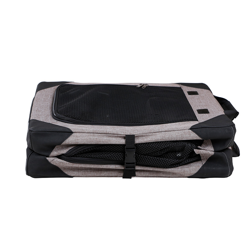 2021 New design Portable Pet Car Box Portable Breathable Cage Foldable