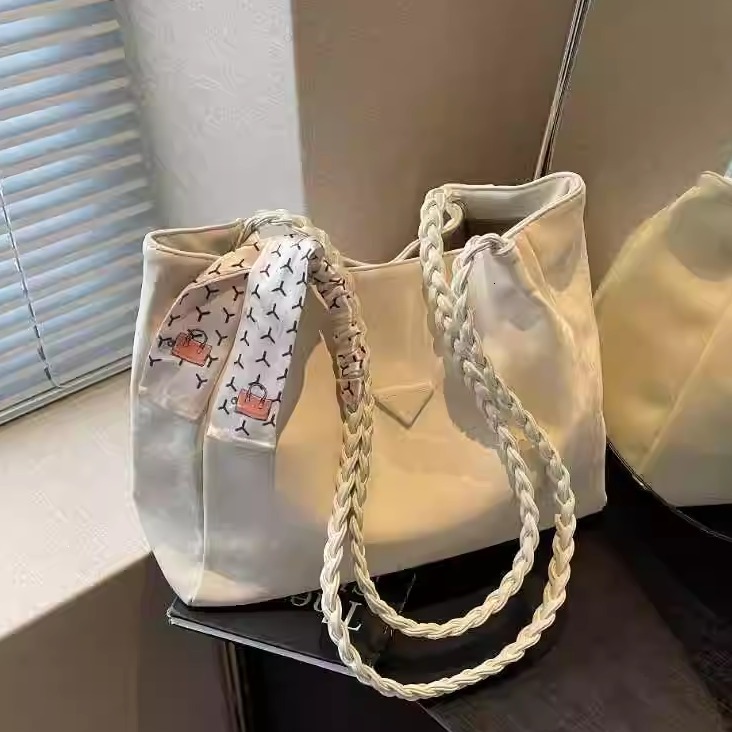New designer backpack 2024 New Korean Edition Simple Texture Fashion Trend Silk Scarf Versatile Single Shoulder Tote Bag