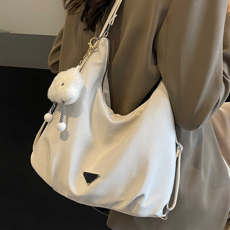 designer womens bag internet celebrity tote bag large capacity backpack womens 2024 new highend fashion commuting single shoulder backpack