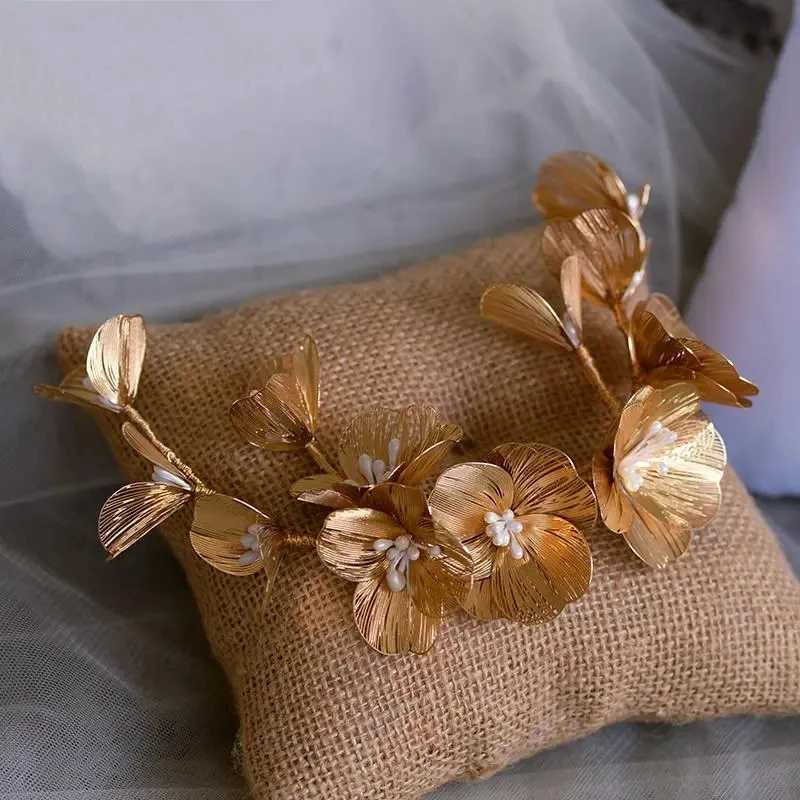 Golden Flower Hairband Bride Wedding Hair Accessories Luxury Metal Floral Crowns Beads Adjustable Tiaras Marriage Hair JewelryX240913
