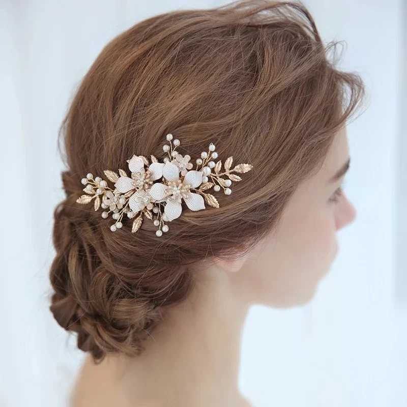 Wedding Hair Accessories Flower Hair Clips Hairpin Crystal Bride Headdress for Women Faux Pearl Barrettes Hair Combs Hair DecorX240913