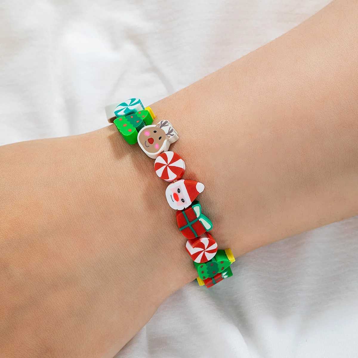 Fashionable Santa Claus reindeer Christmas tree bracelet cute version for women and girls hip-hop classic wrist accessories gift W240913
