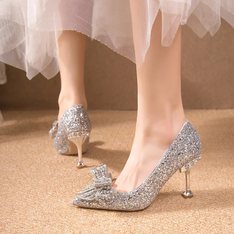 Womens Rhinestone Wedding Shoes Year Shoes Buckle Decorative Banquet Womens Shoes High Heels Gold Silver Red 240910