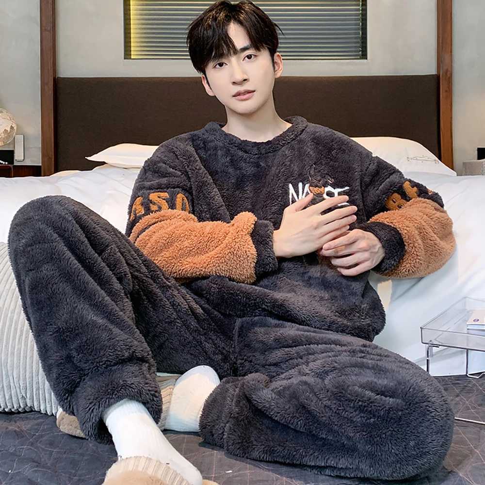 Winter Thicken Flannel Sleepwear for Sleeping Mens Pajamas Set Korean Style Cartoon Pajama Warm Loose Comfortable pijama hombre Y240913