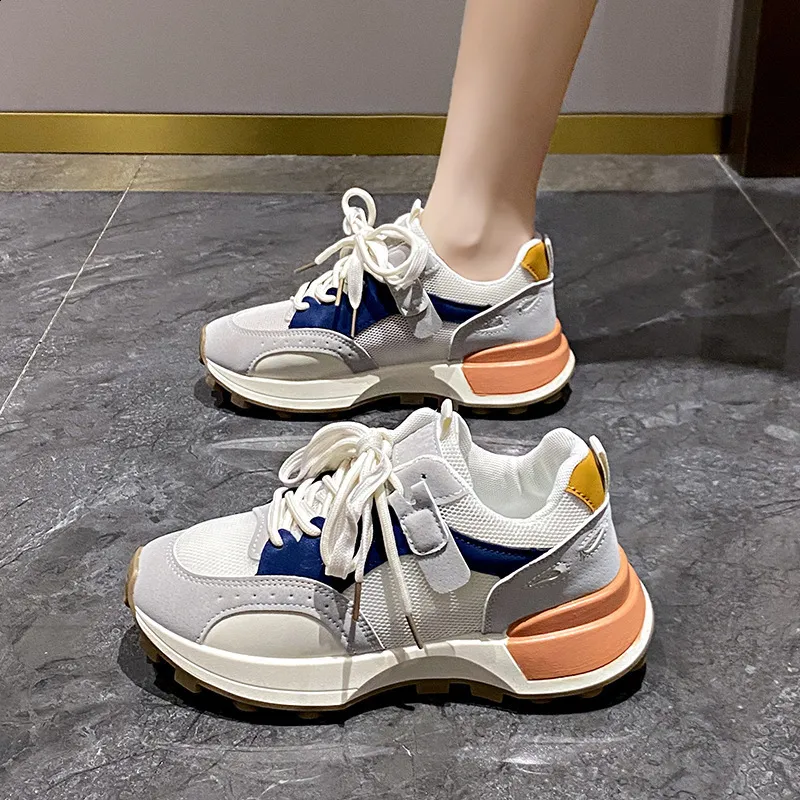 Spring and Autumn Thick soled Forrest Gump Shoes for Women Korean Edition Fashion Dad Shoes Trendy Commuting Women Casual Sports Single Shoes