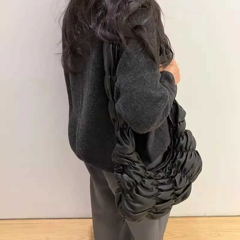 Quilted Crossbody Bag for Women Pleated Handbags Padded Cloud Shoulder Bags Ruched Bubbles Tote Leather Casual Messenger 240913