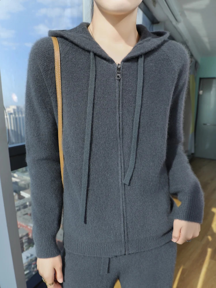 Womens zipper hooded cardigan autumn thick casual loose style cashmere sweater 100% Merino wool knitted top 240906