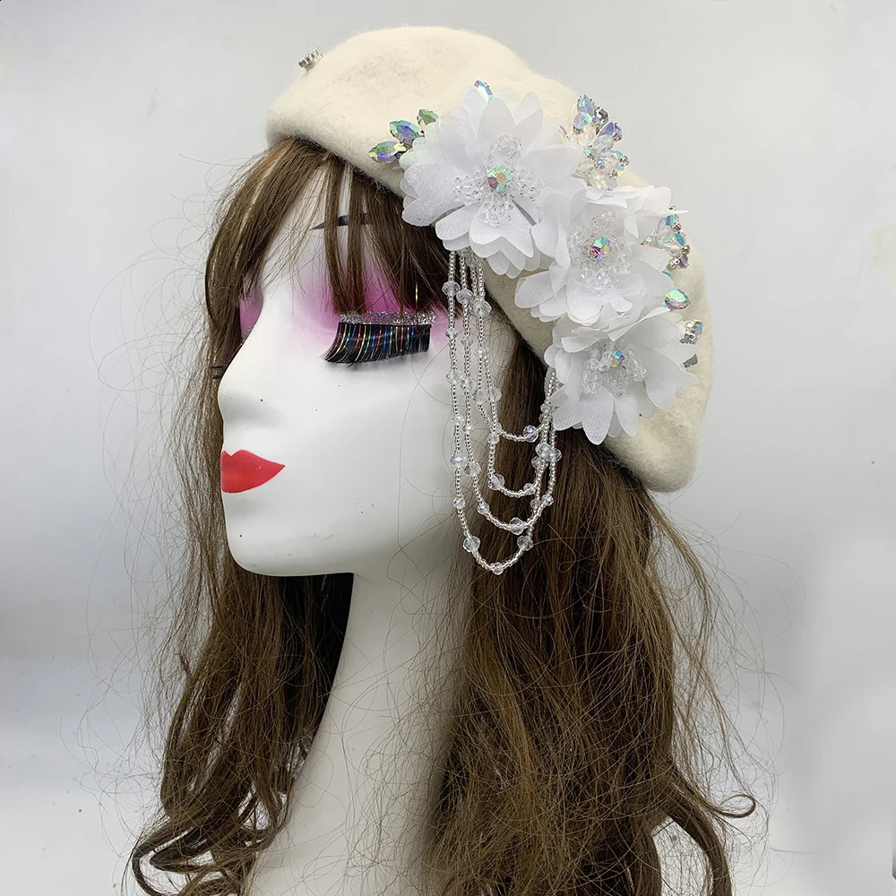 Winter Fashion Womens Beret Tassel Flower Hat African Womens Headbag Winter Hat 240912
