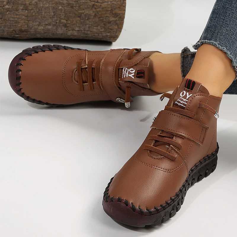 Pu Leather Red Boots Woman Soft Bottom Orthopedic Autumn Winter Shoes Women Plus Size Fleece Ankle Boots for Women M240912