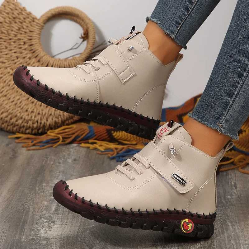 Pu Leather Red Boots Woman Soft Bottom Orthopedic Autumn Winter Shoes Women Plus Size Fleece Ankle Boots for Women M240912