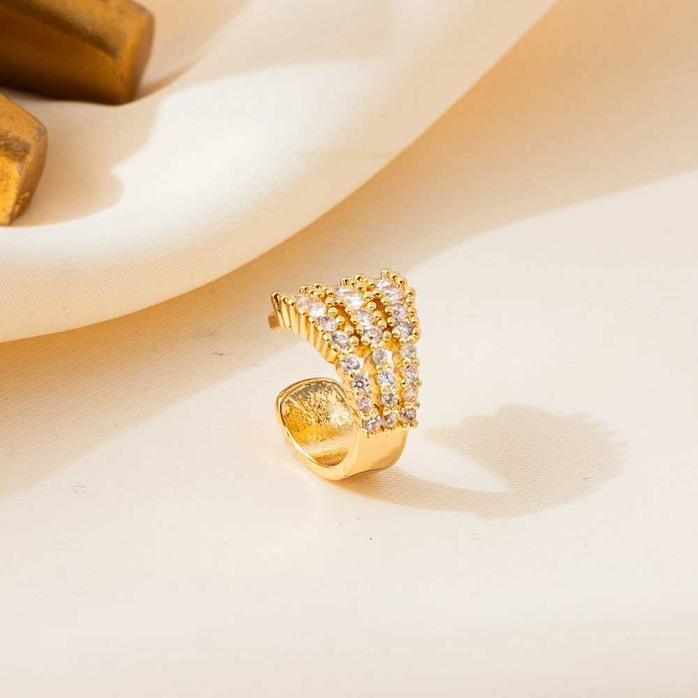 ZHONGVI Bohemian No Piercing Copper Inlaid Zircon Ear Cuff Wrap Stud Clip Earrings For Women Girl Trendy Earrings Jewelry BijouxX240913