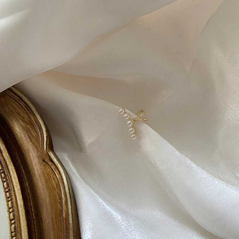 1pcs/sets Ear Cuff Cross Clip On Pearl Earrings Fake Piercing Earcuffs For Women Earcuff Faux Earings Jewelry No Hole AccessoryX240913