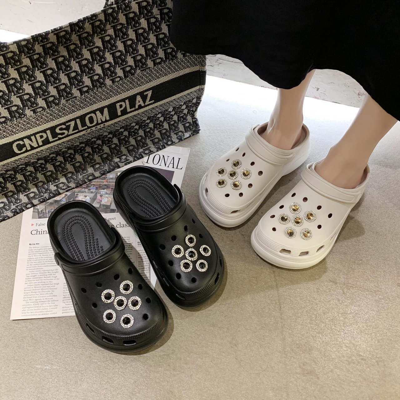 Women Slip on Casual Garden 9 Waterproof Sandals Women Classic Nursing 9 Hospital Women Medical Sandalias Zapatos Mujer