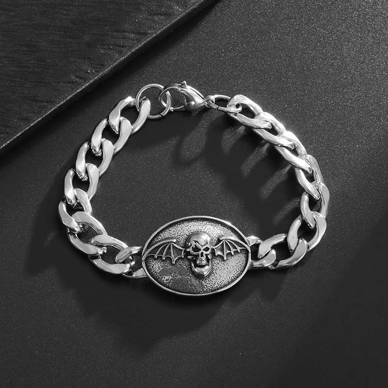 Retro Gothic Stainless Steel Skull Bat Bracelet for Men Personalized Motorcycle Riding Rock Party Exorcism JewelryX240913