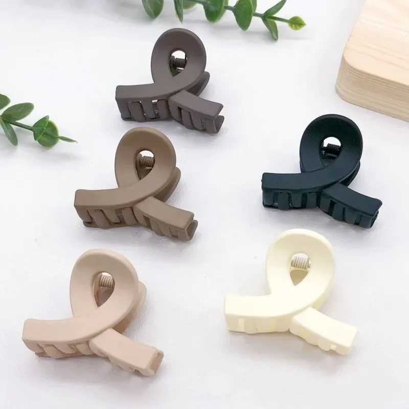 Multi-style Hot Sale New Frosted Small Geometry Solid Color Clip Hairpin Hair Claw Barrettes for Women Girl Accessories HeadwearX2409