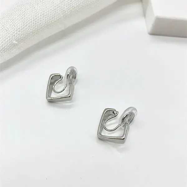 Hot Sale Geometry Minimalist Clip on Earrings Vintage High Quality Golden Without Piercing Ear Clips for WomenX240913