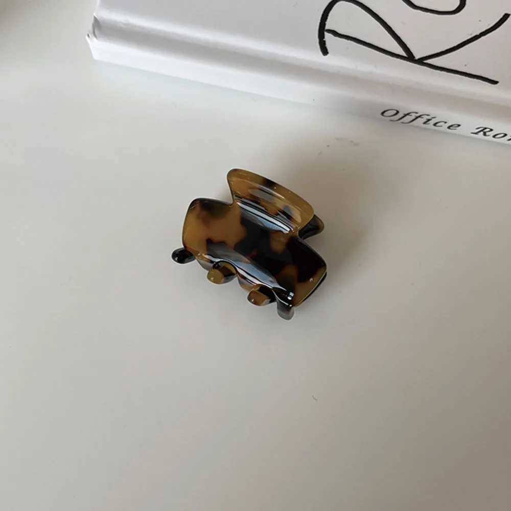 Sweet Mini Acetate Hair Clip for Women Girls Hair Claw Chic Barrettes Crab Hairpins Styling Claw Clips Fashion Hair AccessoriesX2409