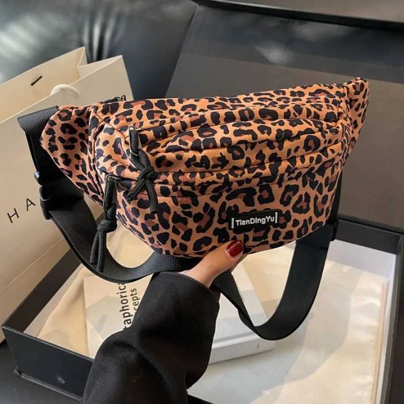 Vintage Leopard Printed Fanny Packs For Women Fashion Zebra Stripe Waist Bag Portable Female Waist Pack Lady Crossbody Chest Bag Z240912