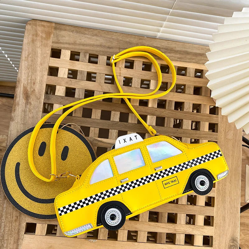 Interesting York taxi womens cross shaped bag fashionable car shaped shoulder bag Harajuku handbag and wallet girl handbag 240907