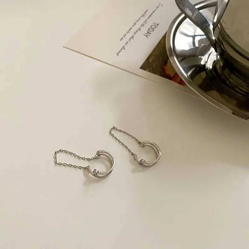 Elviragirl 1 Pcs Korean Fashion Double Layers Crystal Tassel Earcuff Fake Piercing Ear Cuff Clip on Earrings for Women JewelryX240913