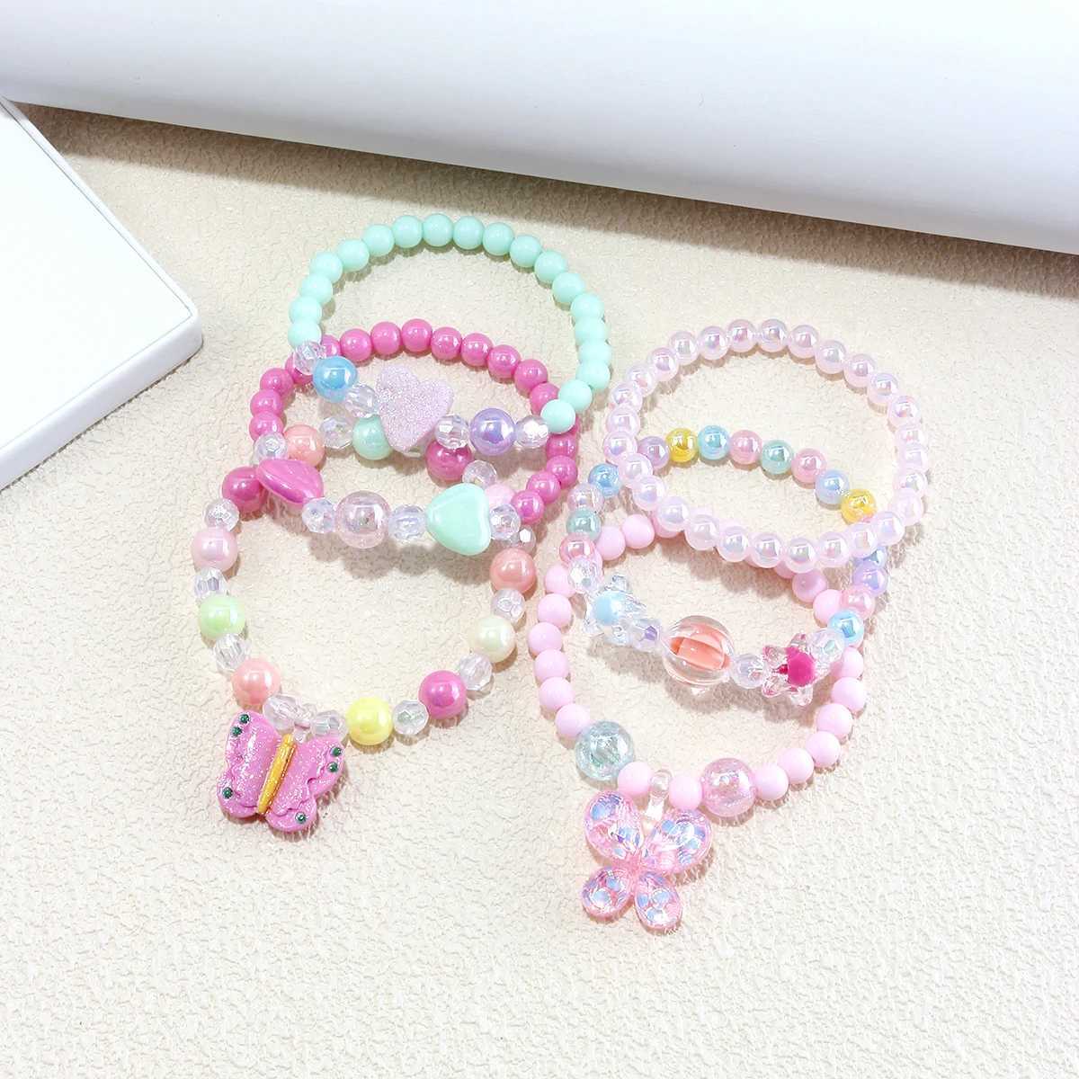 6 Girl Cute Butterfly Pendant Multi colored Beaded Bracelet Set Suitable for Holiday Parties Birthday Gifts Random Colors W240913