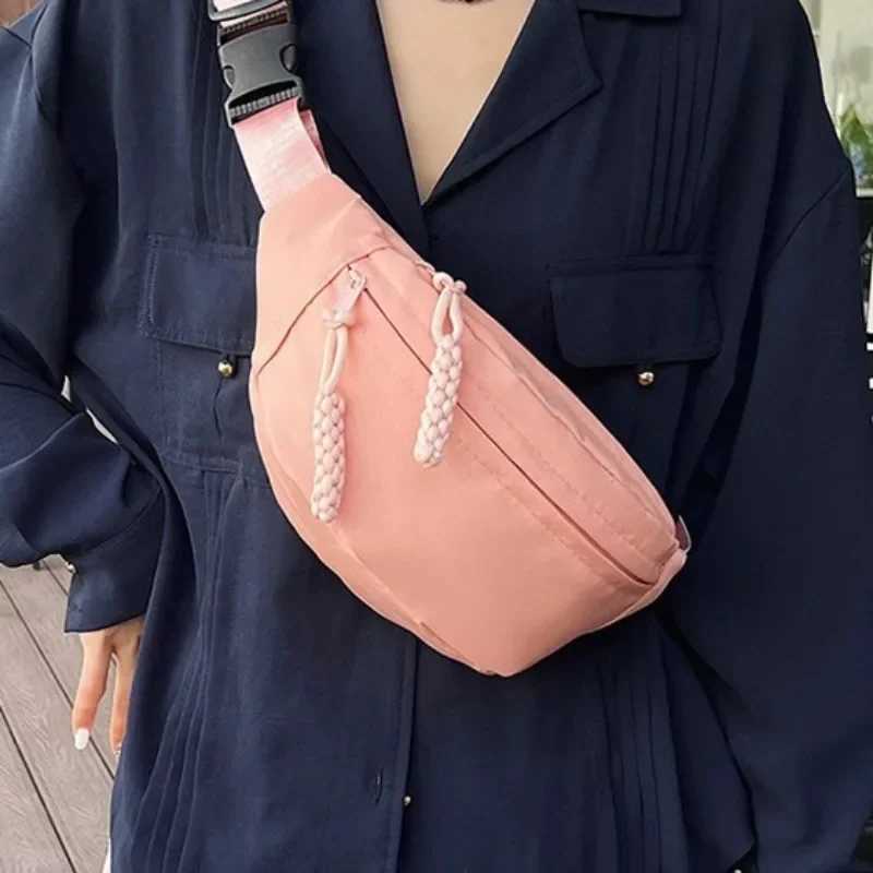 Fashion Street Trend Women Waist Bag Personalized Simple Solid Color Crescent Bag Lightweight High Quality Sports Crossbody Bag Z240912