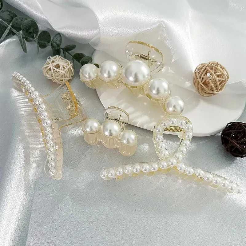 Large Pearl Hair Claw Clips For Women Gold Metal Geometric Clamps Barrette Simple Girls Hairpins Headwear Party Hair AccessoriesX240912