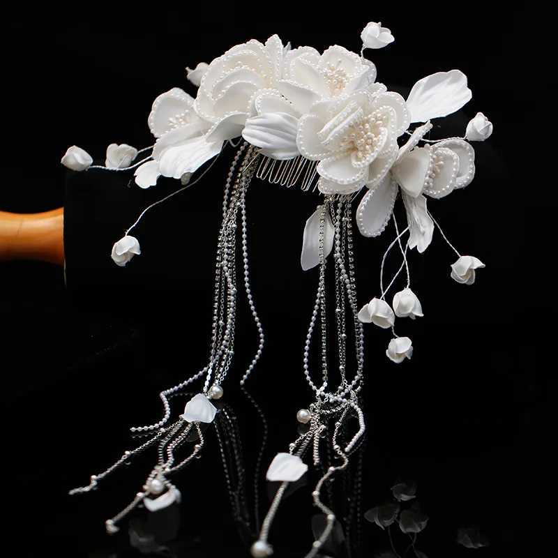 Bridal Satin Pearl Flower comb Beaded Tassel Hairpin Simple and Advanced Wedding Hair Accessories.X240913