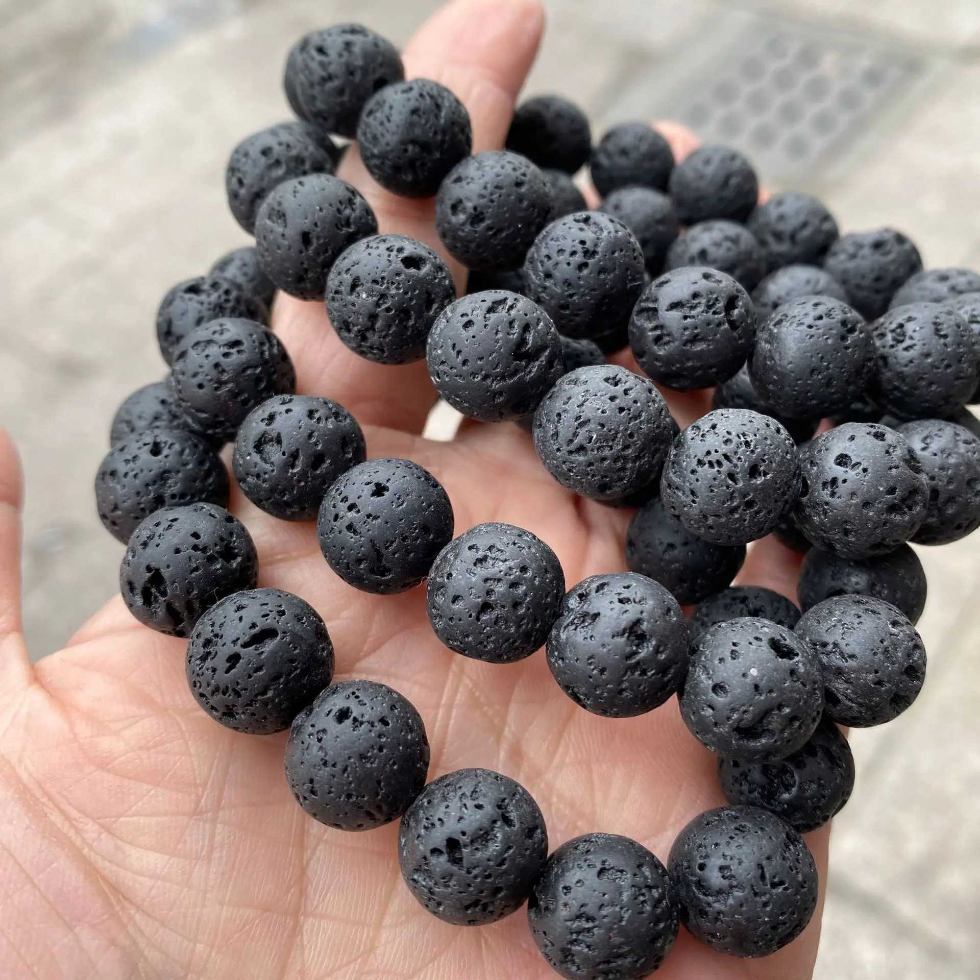 6/8/10/12MM Bead Elastic Bracelet for Men Natural Volcanic Lava Stone Charm Bracelet Jewelry Energy Yoga Pulsera Hombre W240913