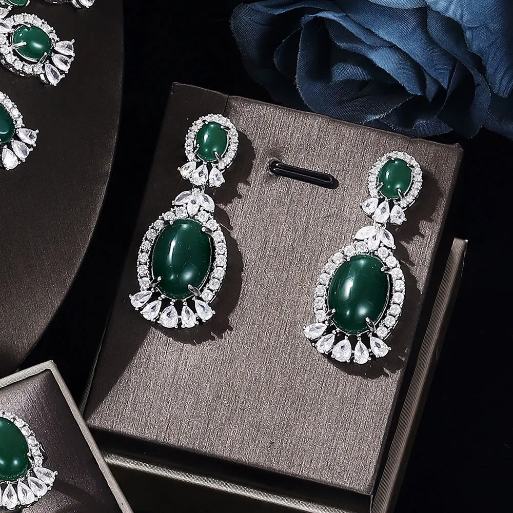Fashion 4-piece bridal jewelry set cubic zirconia suitable for womens wedding accessories Dubai Saudi Arabia 240913