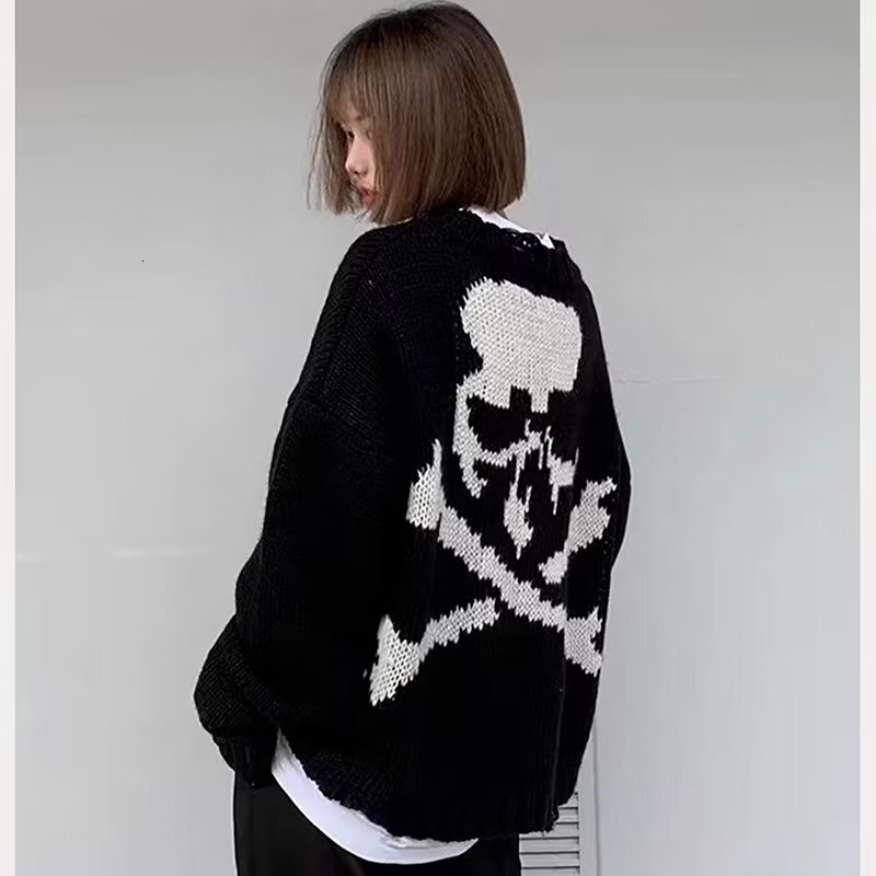 Halloween Men Sweaters 2024 New Skeleton Head American Fashion Knitted Sweater Casual Round Neck Handsome Sweater Mens crew neck sweater