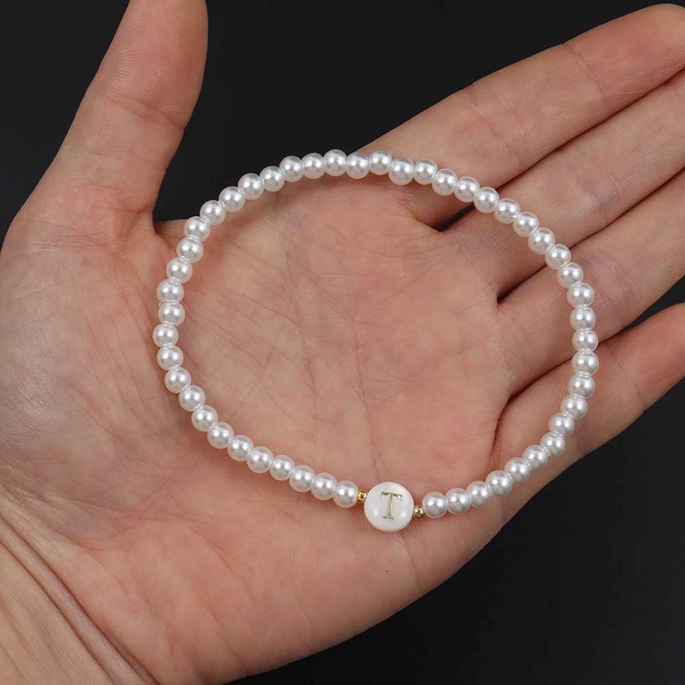 New Fashion 26 Letter Bracelet Womens Temperature Handmade Simulated Pearl Bead Bracelet Womens Jewelry Gift W240913