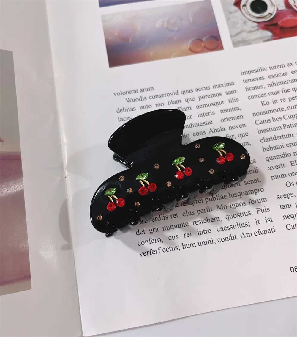 NC New 8cm Fruit Cherry Crystal Hair Claw for Women Korean Elegant Acetate Claw Clip Popular Hair Catches Hair AccessoriesX240912