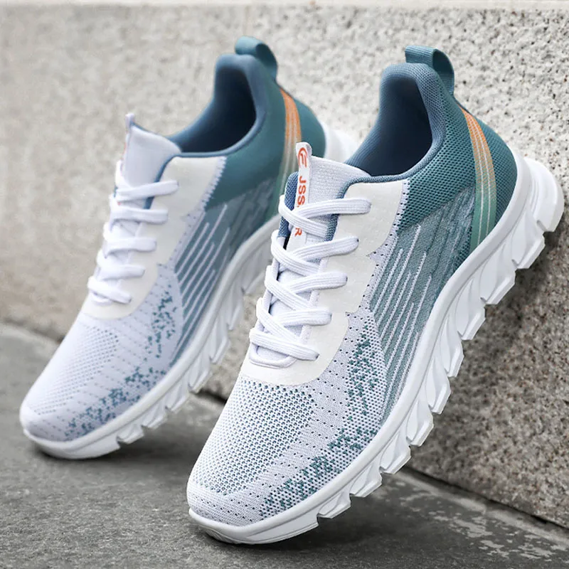 2025 new Casual Lace Up shoes Men Outdoor Wear non-slip Mesh Antislip Sneaker Winter Fashion Classic Design zhanyishengli