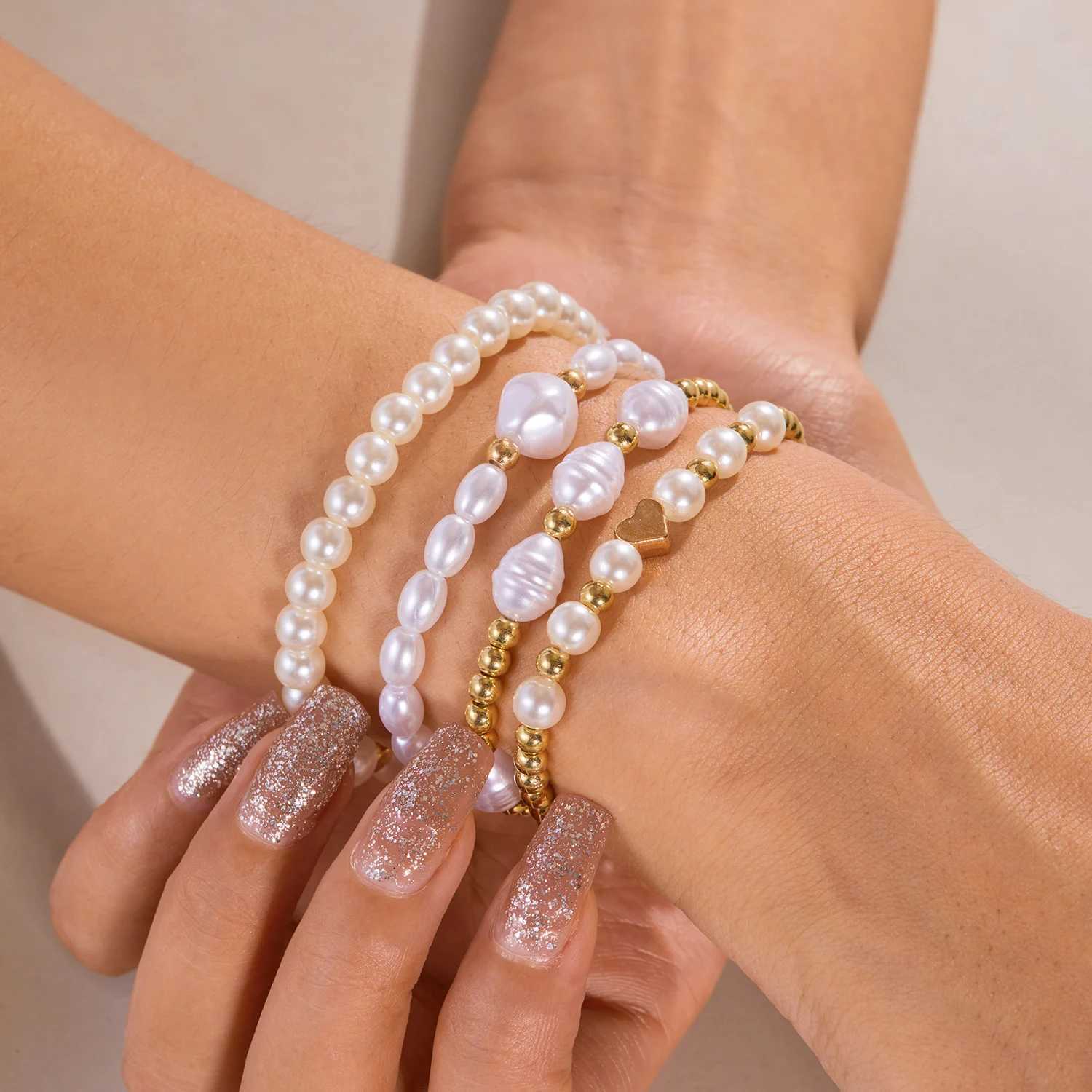 4-piece/set vintage imitation pearl handmade bead bracelet suitable for women Bohemian gold heart-shaped bow bead bracelet jewelry gift W240913