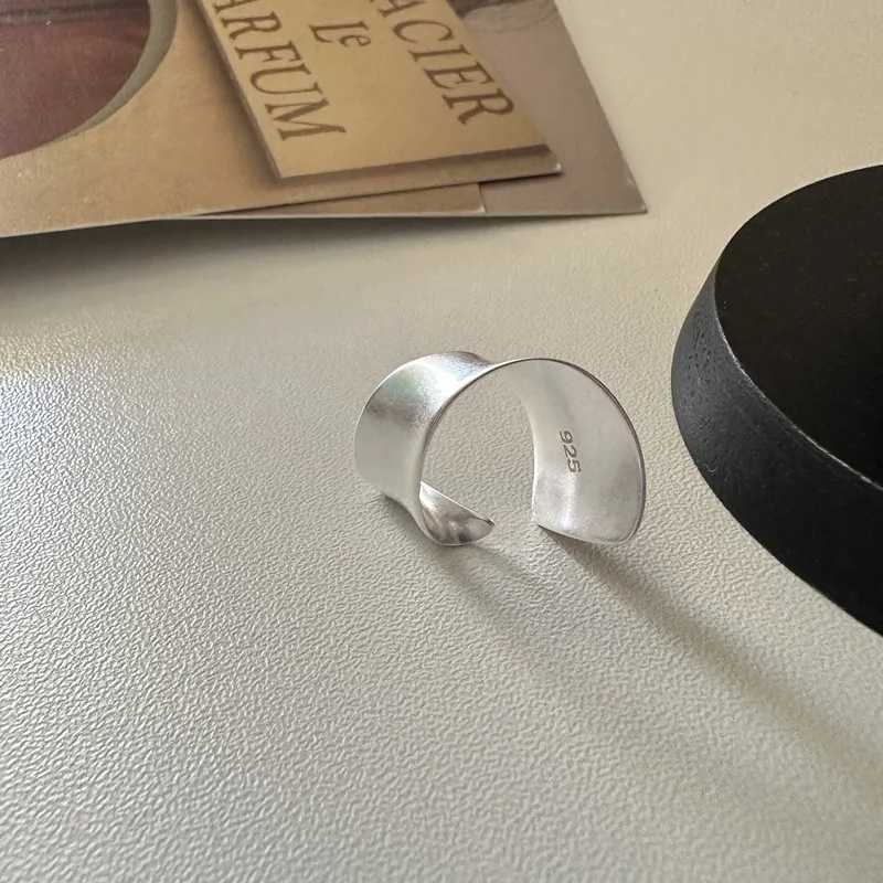 S925 Sterling Silver Niche Design Matte Ear Clip Korean Bloggers Main Minimalist Earrings and Ear AccessoriesX240913