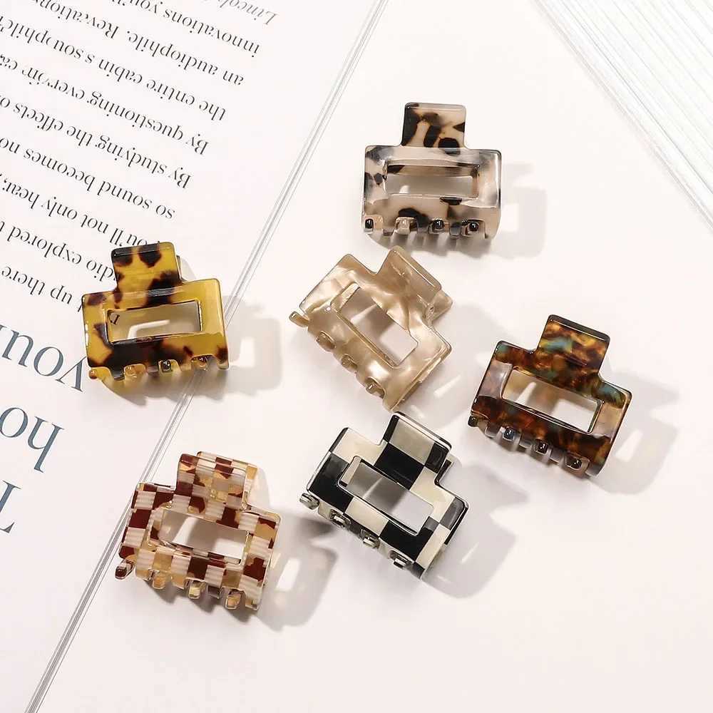 Fashion Hair Claws for Women Acetate Hair Clip Colorful Plaid Small Claw Clip Girls Barrettes Hair AccessoriesX2409