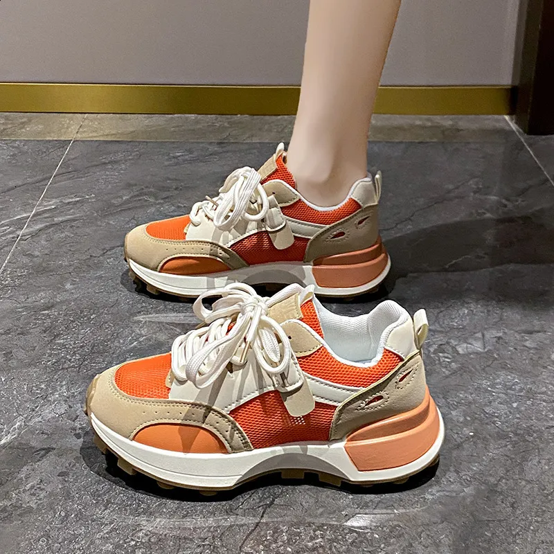 Spring and Autumn Thick soled Forrest Gump Shoes for Women Korean Edition Fashion Dad Shoes Trendy Commuting Women Casual Sports Single Shoes