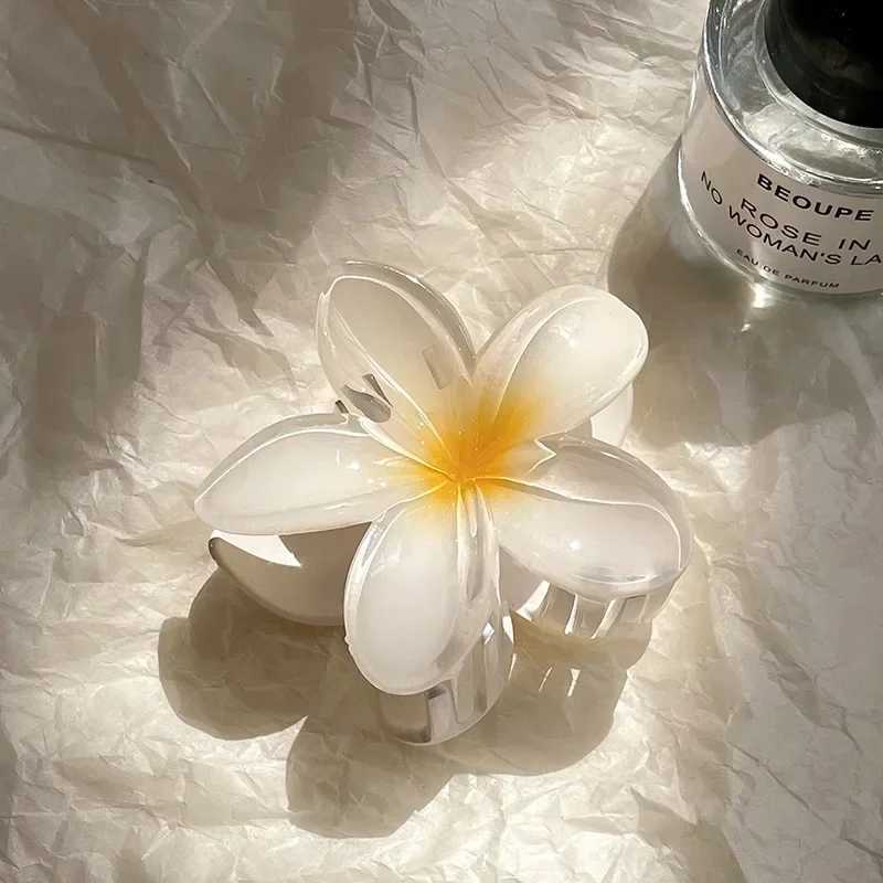 Bohemian Beach Vacation Lily Flower Hair Claw Sweet Hair Clip for Women Floral Claws Fashion Girl Accessories GiftX2409
